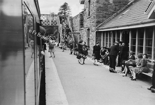 LOUGH DERG PILGRIMS AT PETTIGO STATION